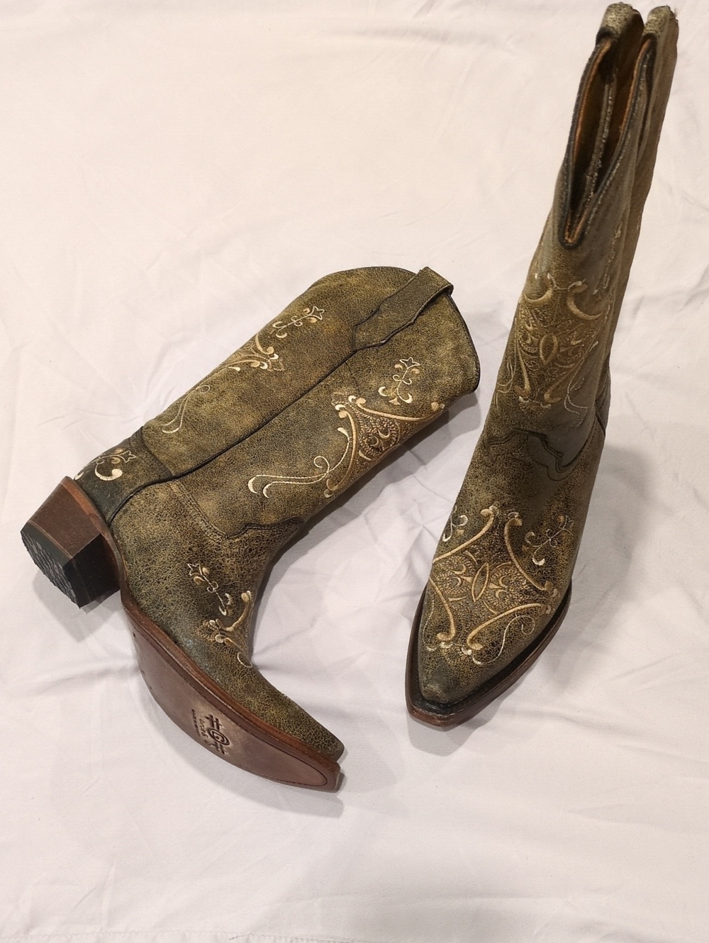 ❤️🐎⭐ NIB Circle G Women's Gold Embroidered Western Boots size 10 ❤️🐎⭐